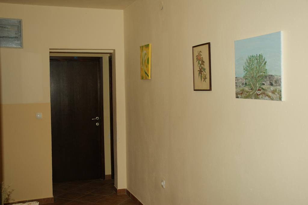 Apartments Vukelic Starigrad Paklenica Eksteriør billede