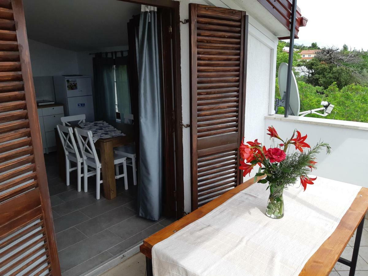 Apartments Vukelic Starigrad Paklenica Eksteriør billede